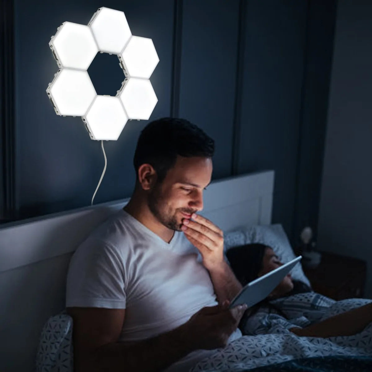 Quantum Hexagon Lamp Touch Activated